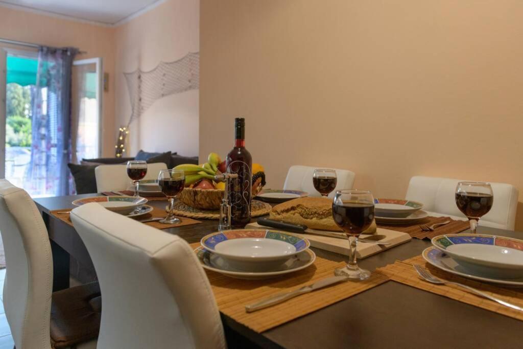 Bright Newly Renovated Apt Near Beach & Center+Ac Ανεμόμυλος Εξωτερικό φωτογραφία